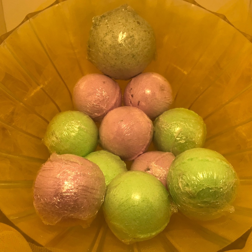 10 Golf Ball Bath Bombs and Bubble Scoop Bundle